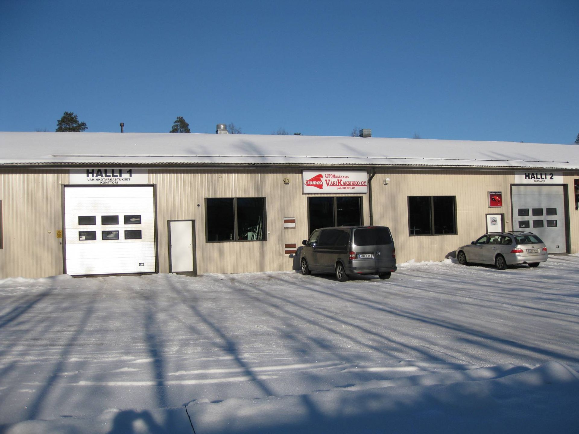 Automaalaamo Värikaksikko palvelee Lohjalla