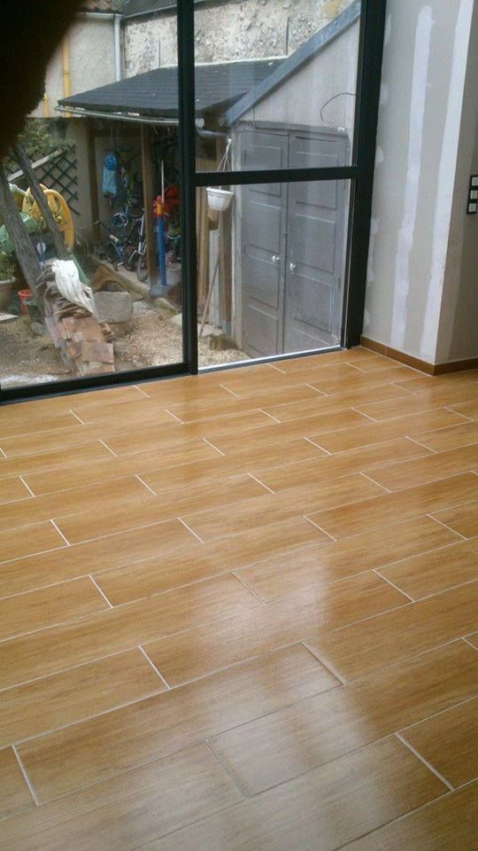 Du parquet.