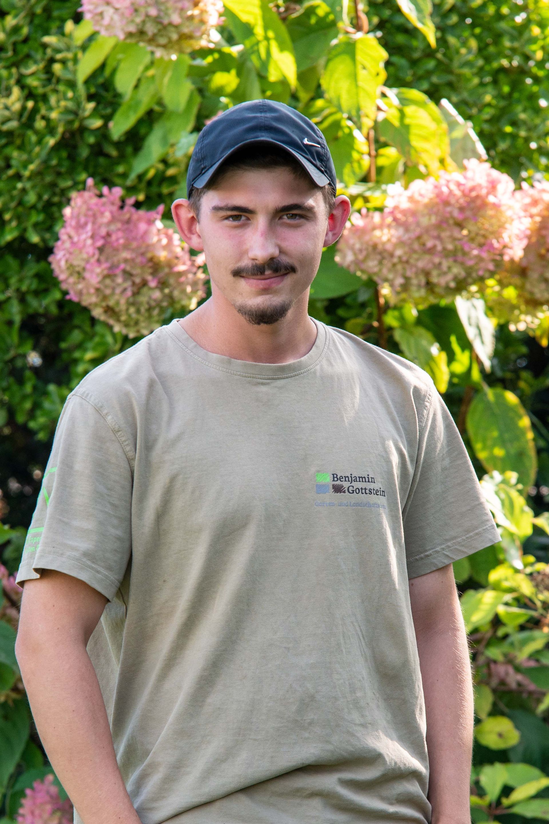 Benjamin Gottstein Garten- und Landschaftsbau Team 09 Dario Straub