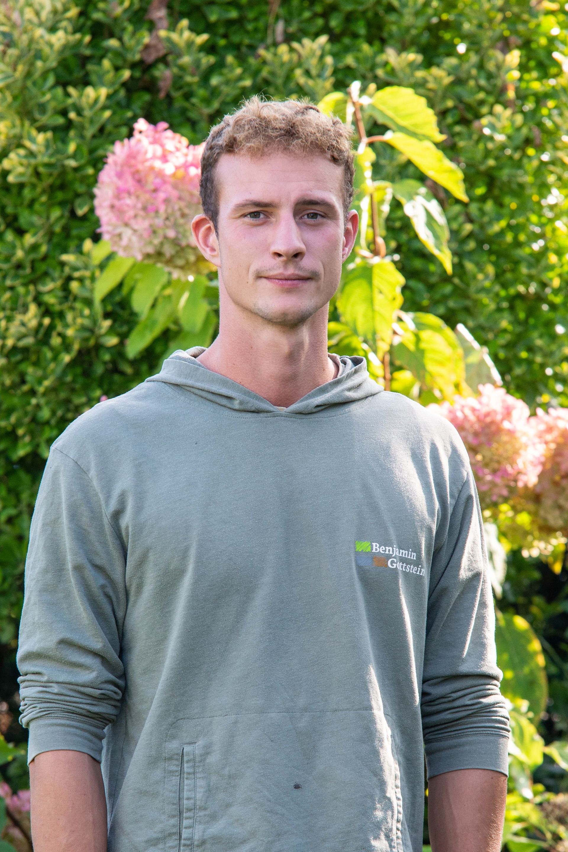 Benjamin Gottstein Garten- und Landschaftsbau Team 06 Kolya Fröhlich