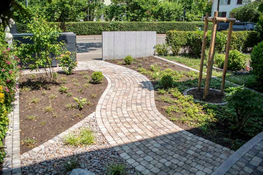 Garten- und Landschaftsbau Benjamin Gottstein in Neuenburg am Rhein 01