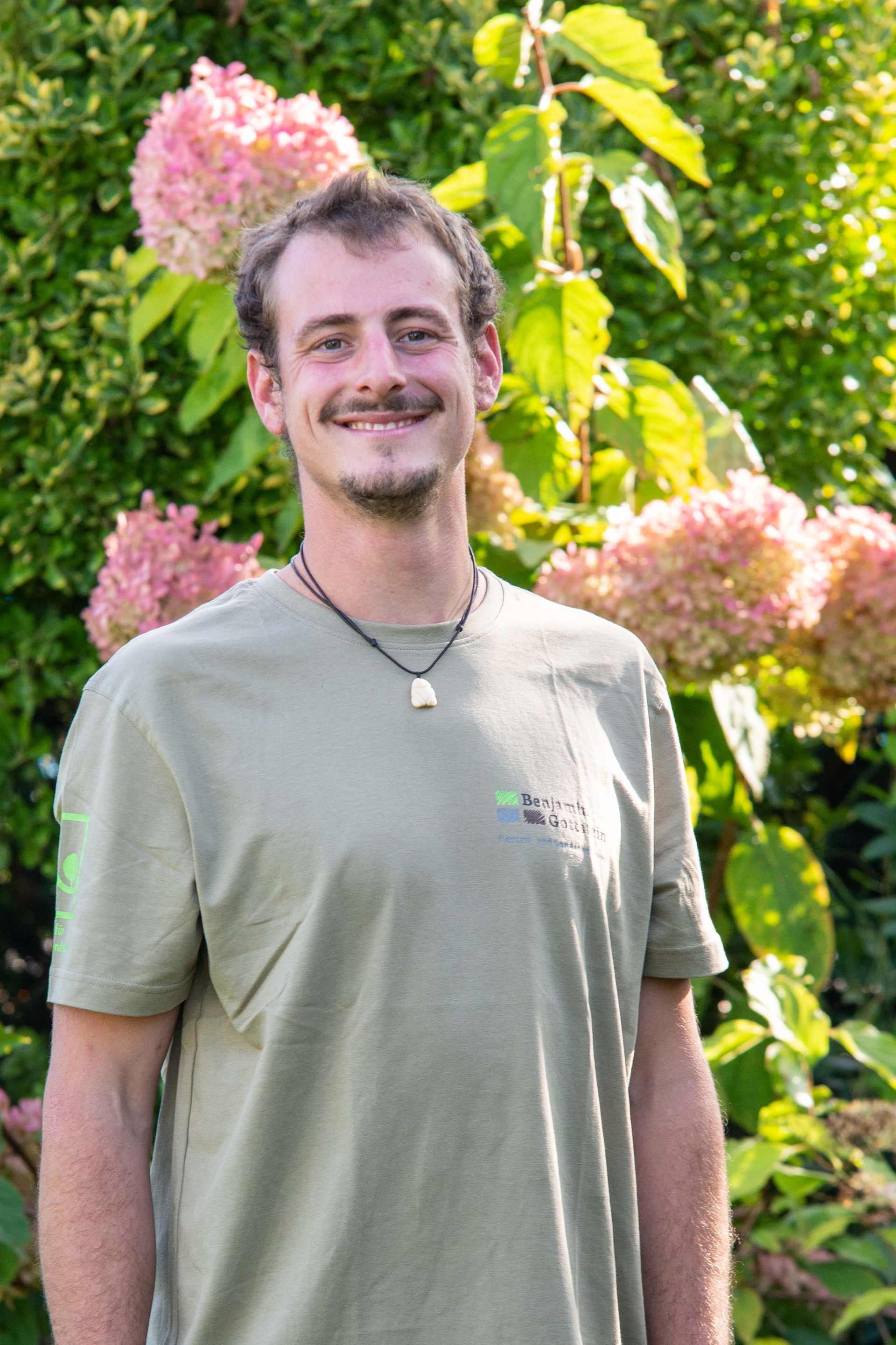 Benjamin Gottstein Garten- und Landschaftsbau Team 05 Vincent Thiel