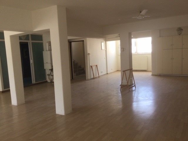 ΨΥΡΡΗ ΠΩΛΕΙΤΑΙ ΑΚΙΝΗΤΟ 4ου οροφου -105 τ.μ.