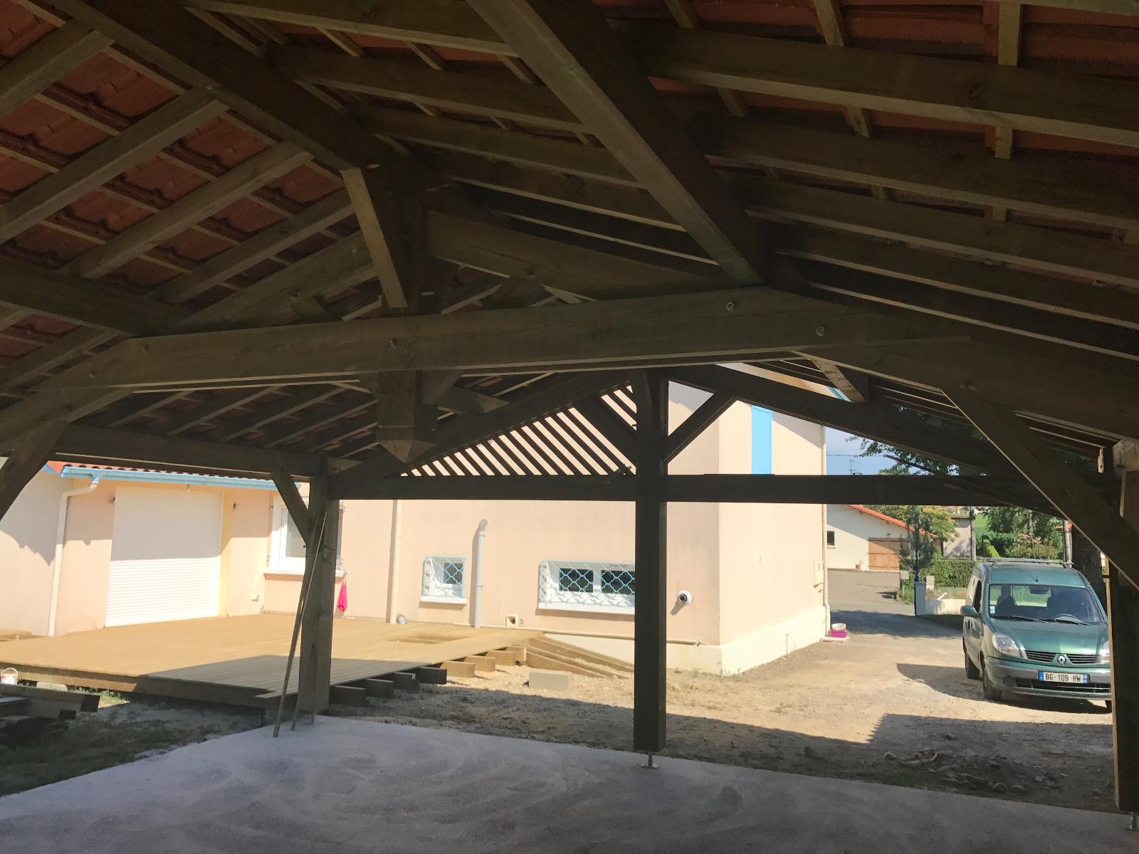 Charpente traditionnelle pour abri