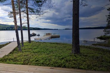 Puinen laituri