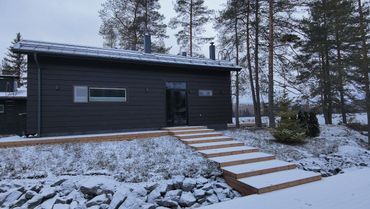 Taloja mäellä