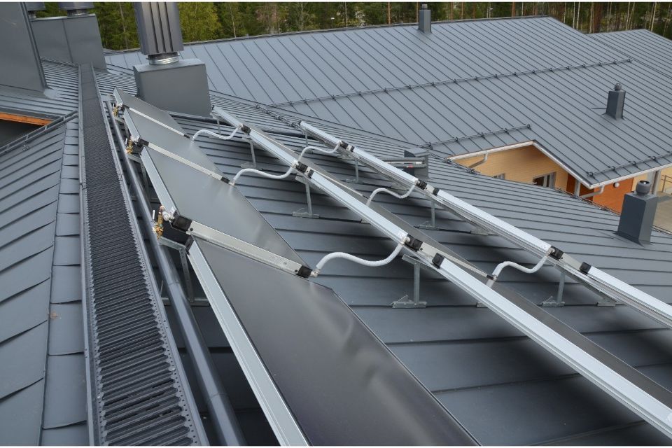 katon aurinkopaneelit