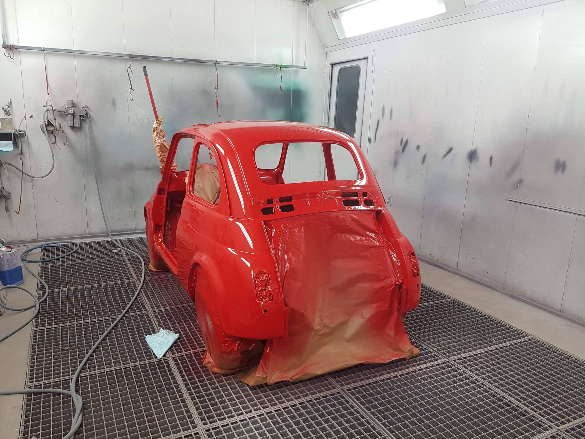 Vernie carcasse de voiture