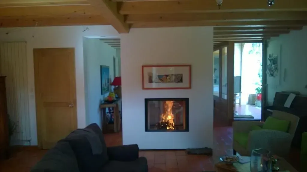 Insert bois STUV 2195DS, puissance 22kW à Champniers en Charente (16)