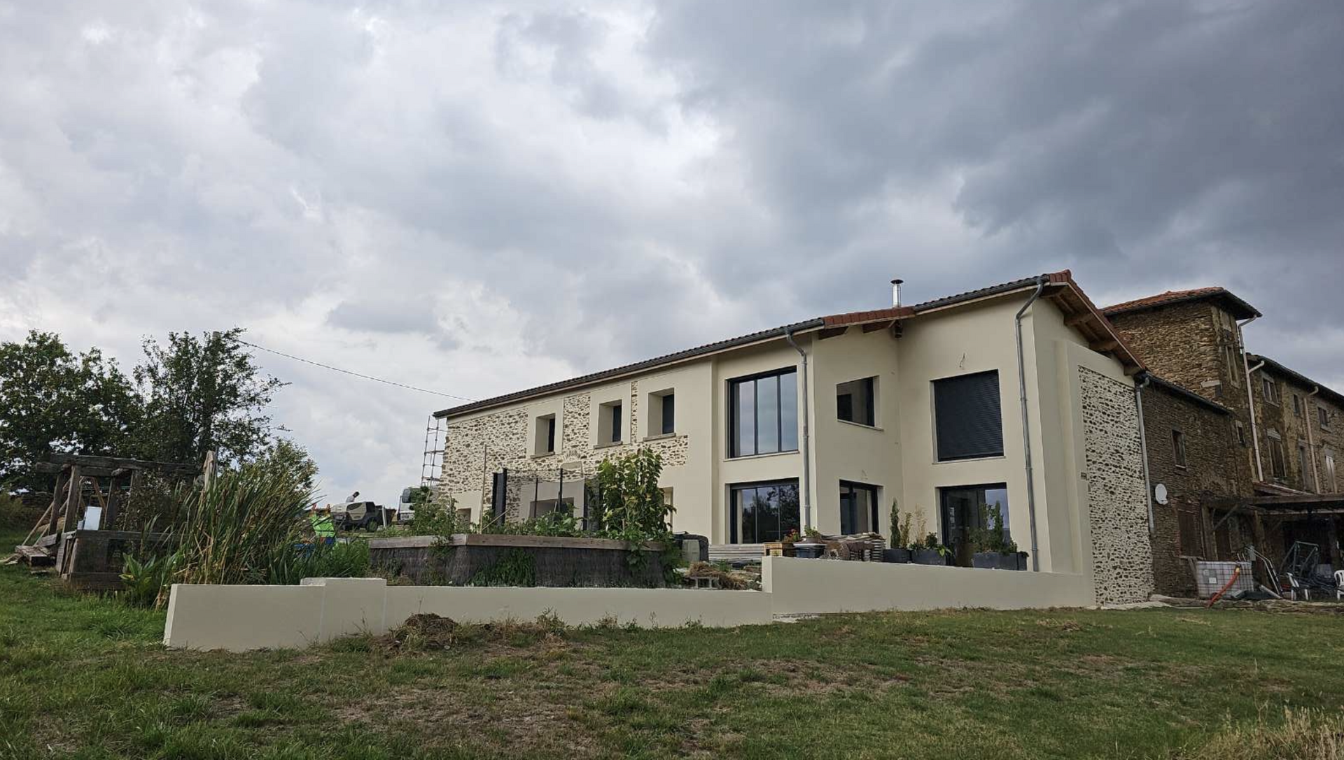 Nettoyage et ravalement de façade d'une maison de Saint-Chamond