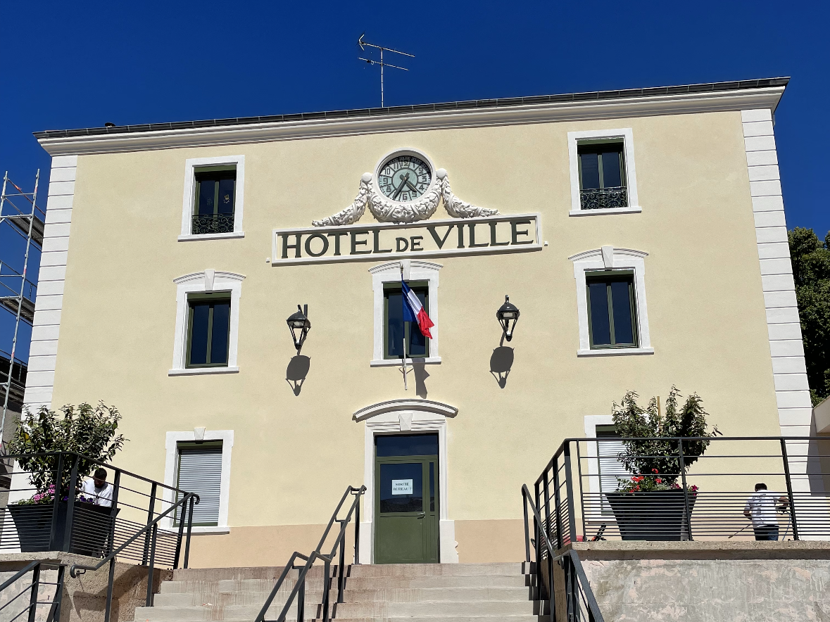 Façade de l'hôtel de ville