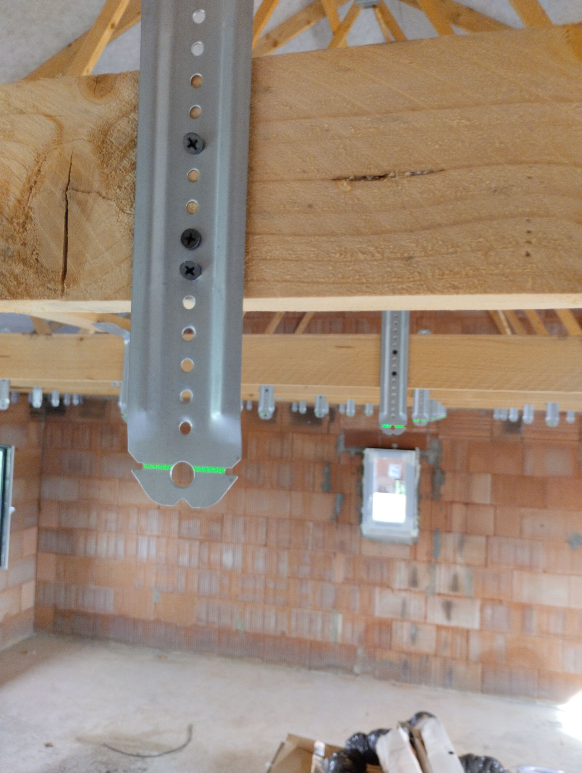 Poutre pour accueillir de l'isolation vue de près