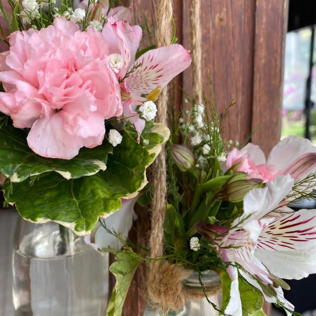 Décoration florale suspension mariage