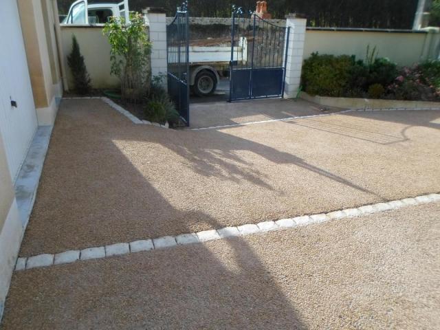 Pose de dallage tour de maison