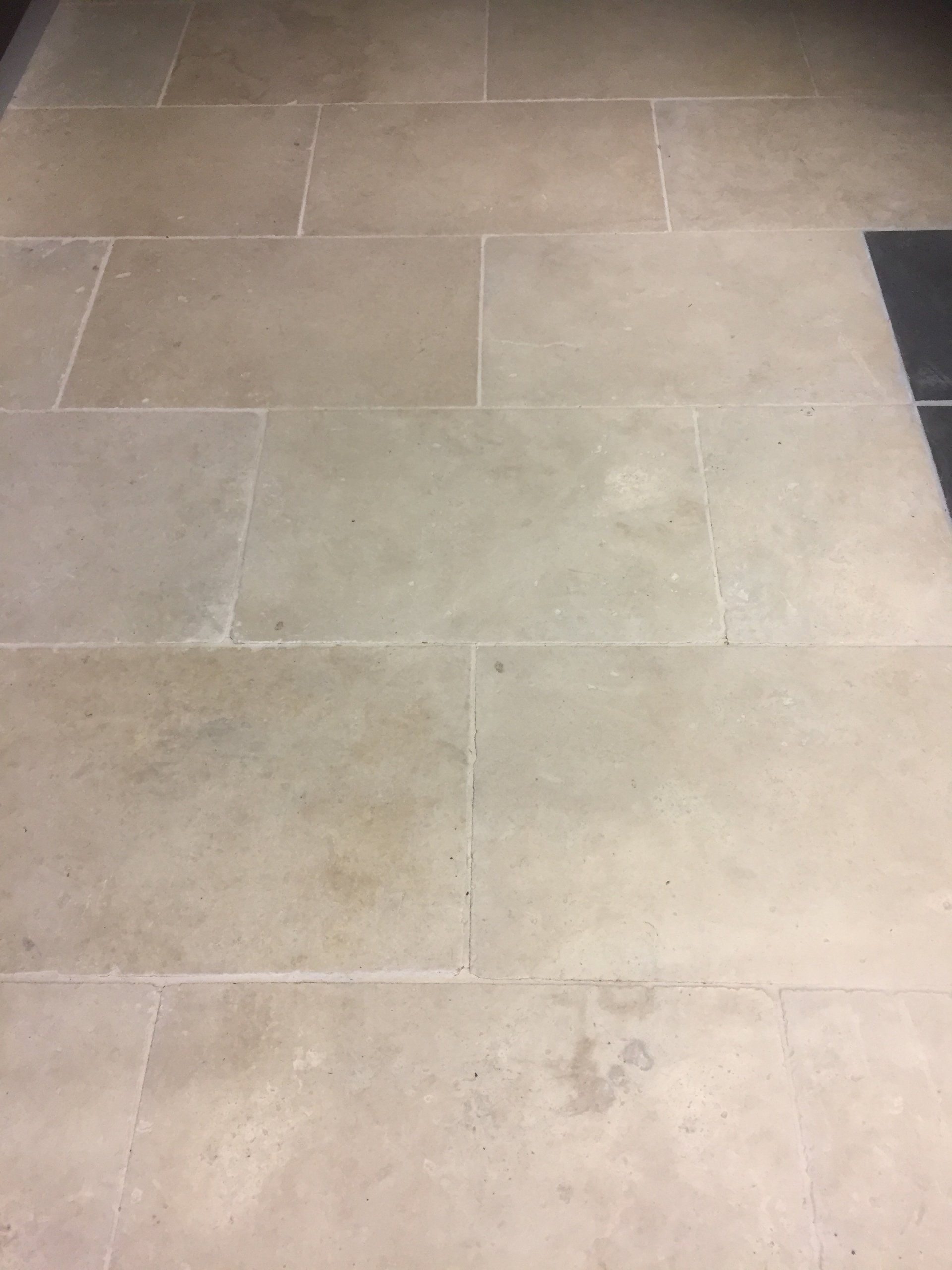 Pose de pierre naturelle