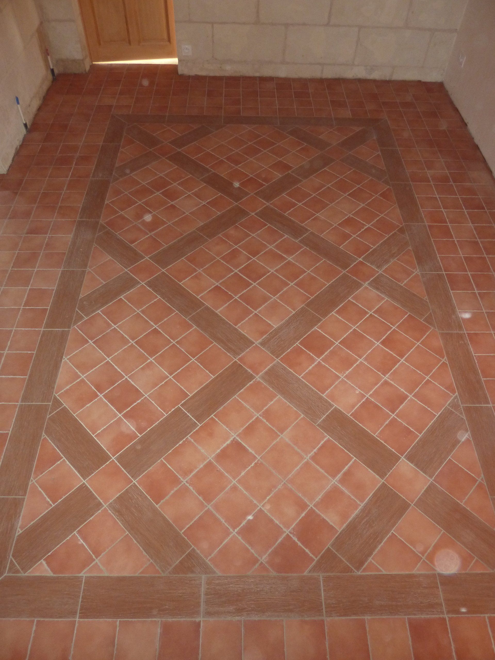 Carrelage orangé différentes poses