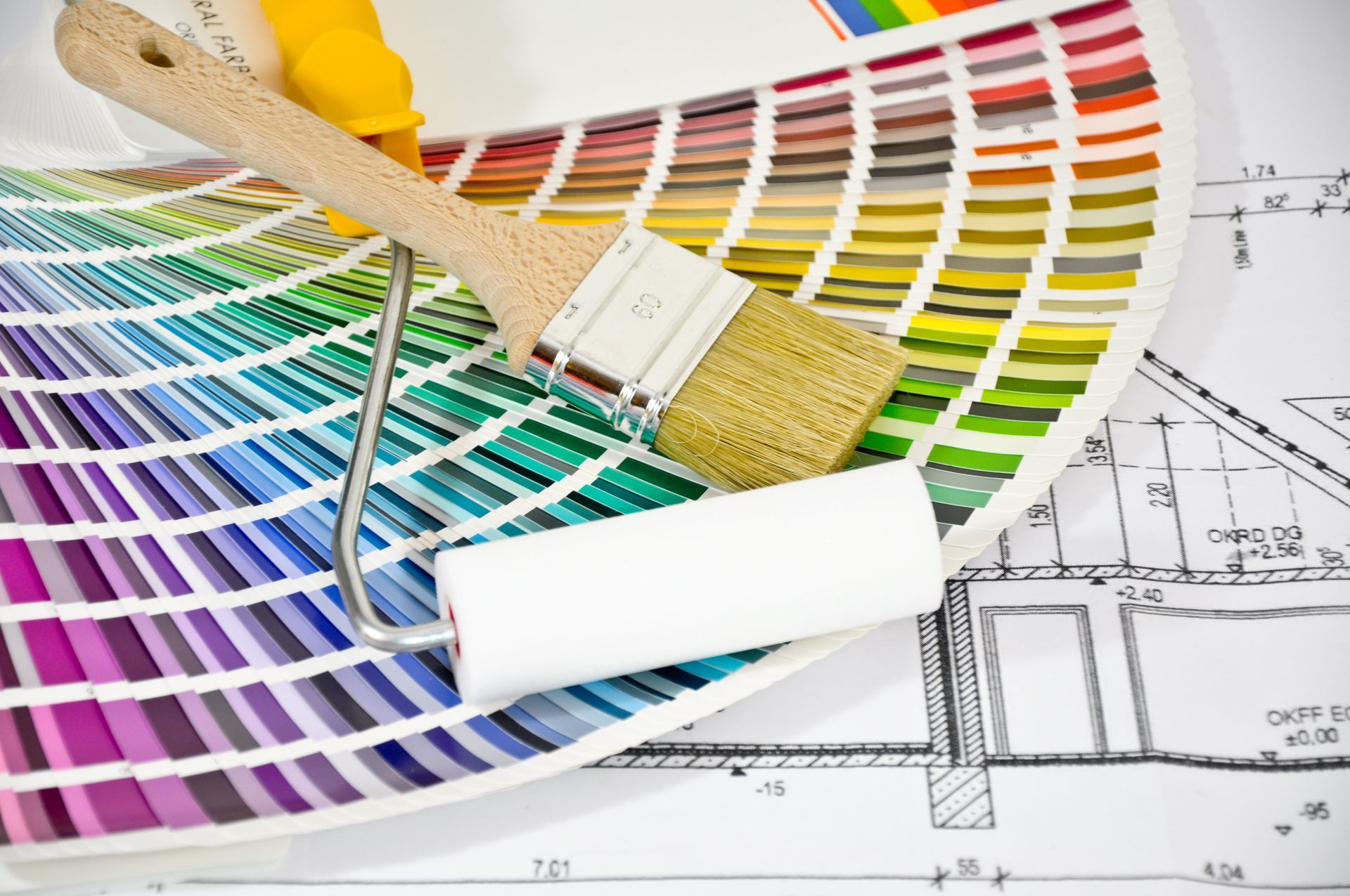 Nuancier avec rouleau de peinture