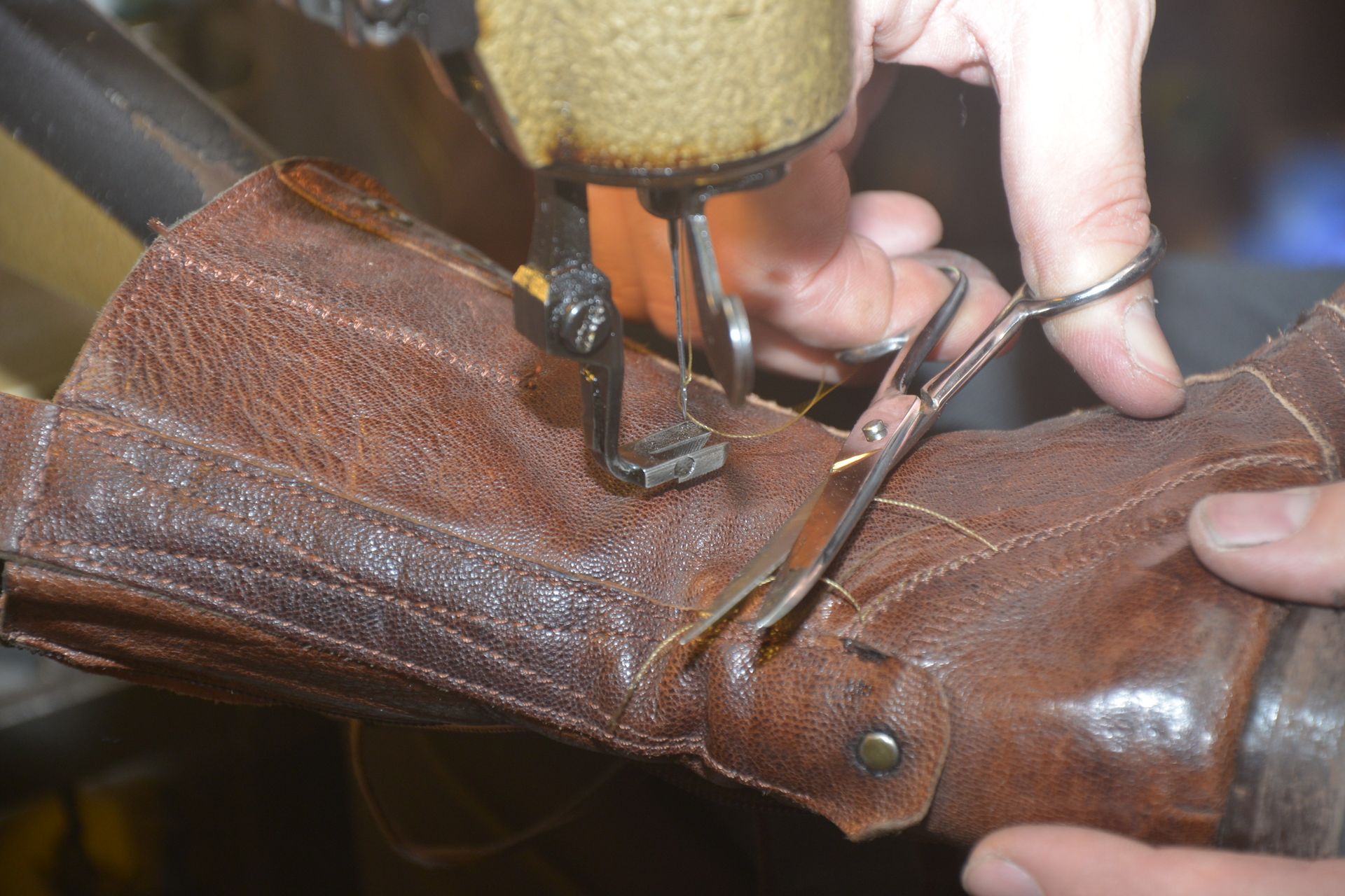 Réparation de chaussures en cuir à Bayonne