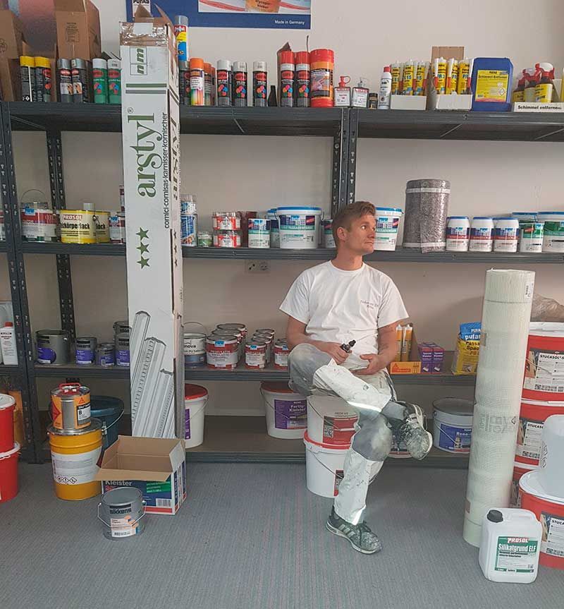 Farben und EBE GmbH Rehau | Farbenfachmarkt Farbenhandel Farben Lacke Maschinenlacke Grundierungen Vliesboden Tapeten Laminat Bodenbeläge Baumarkt Zubehör für lnnenausbau Malerzubehör