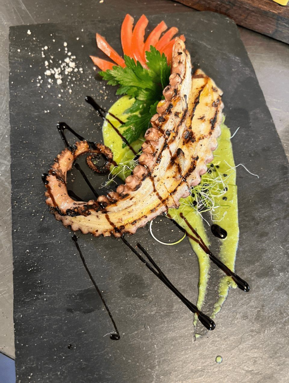 plat de poulpes grillés