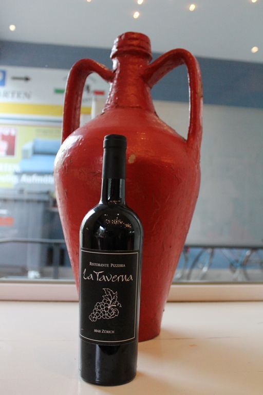 Rotwein - La Taverna X GmbH - Zürich Altstetten