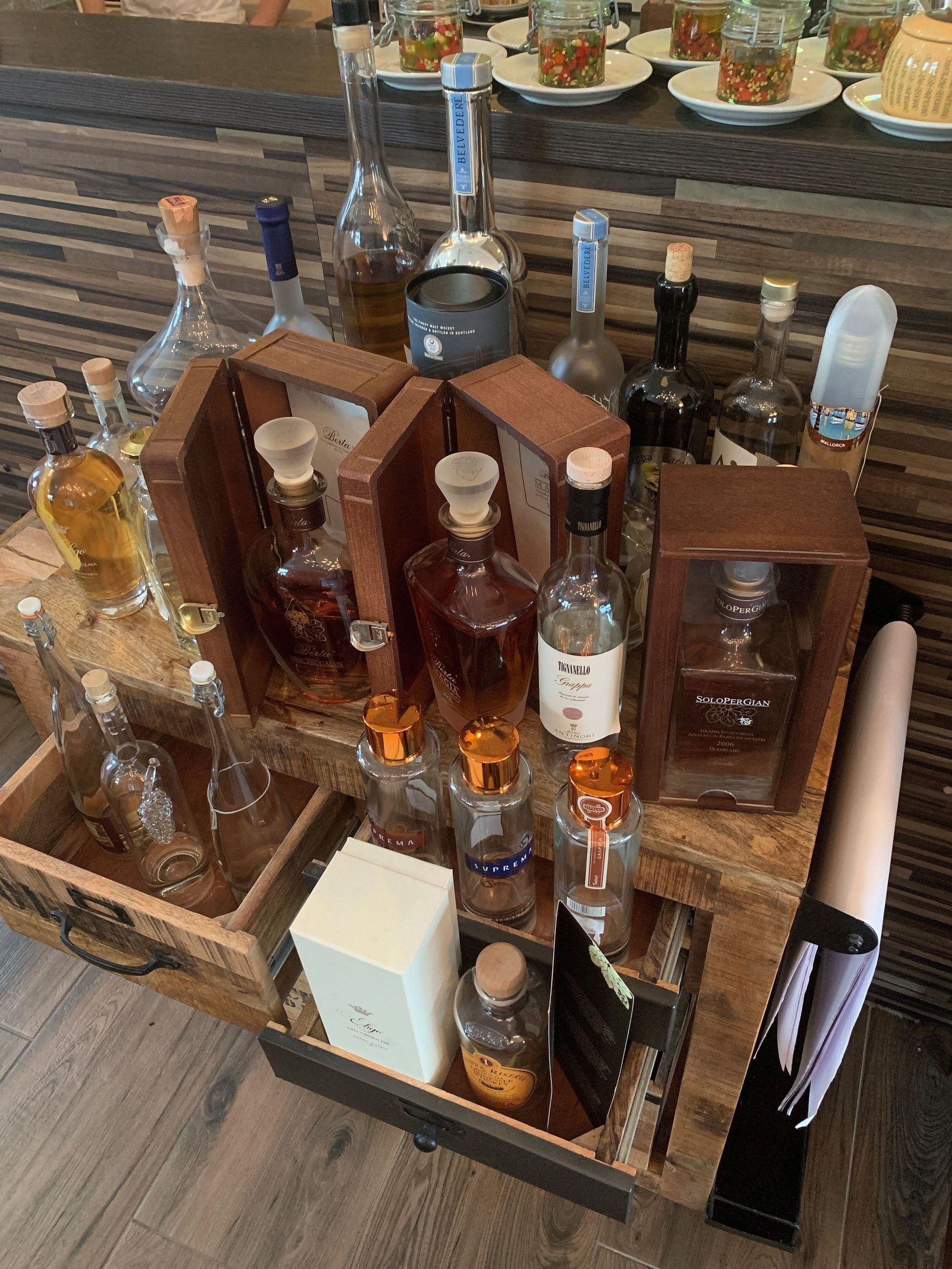 Digestivo - La Taverna X GmbH - Zürich Altstetten