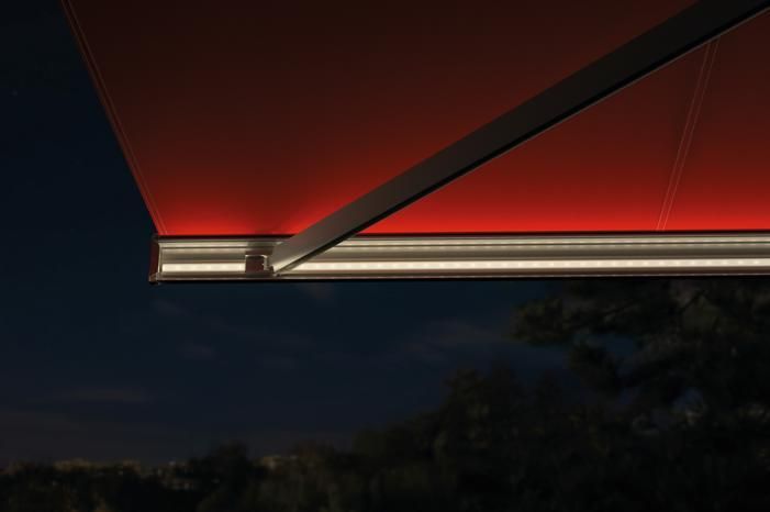 Markisen-Sonnenschutz mit Beleuchtung