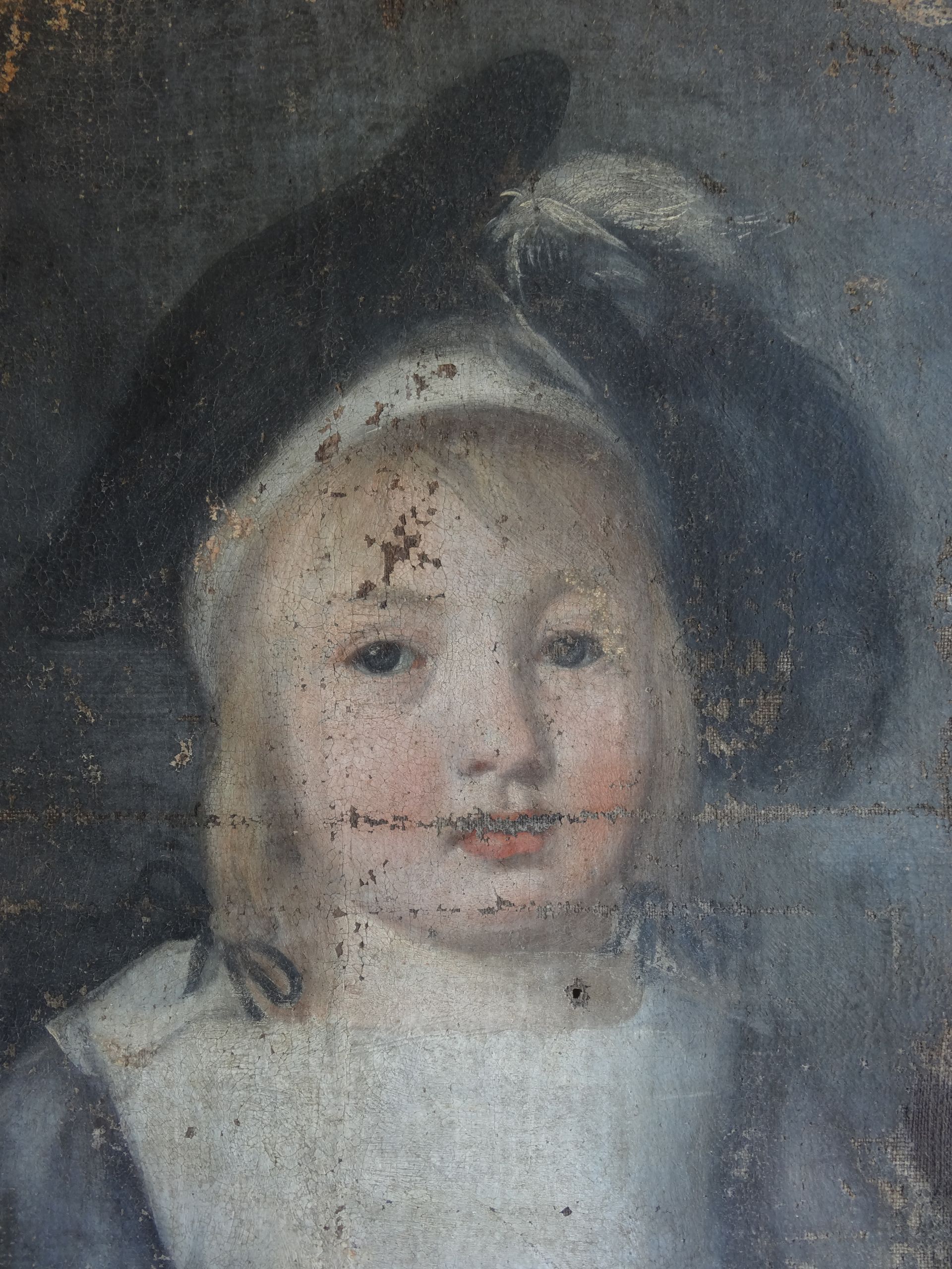 Restauration avant : portrait petite fille