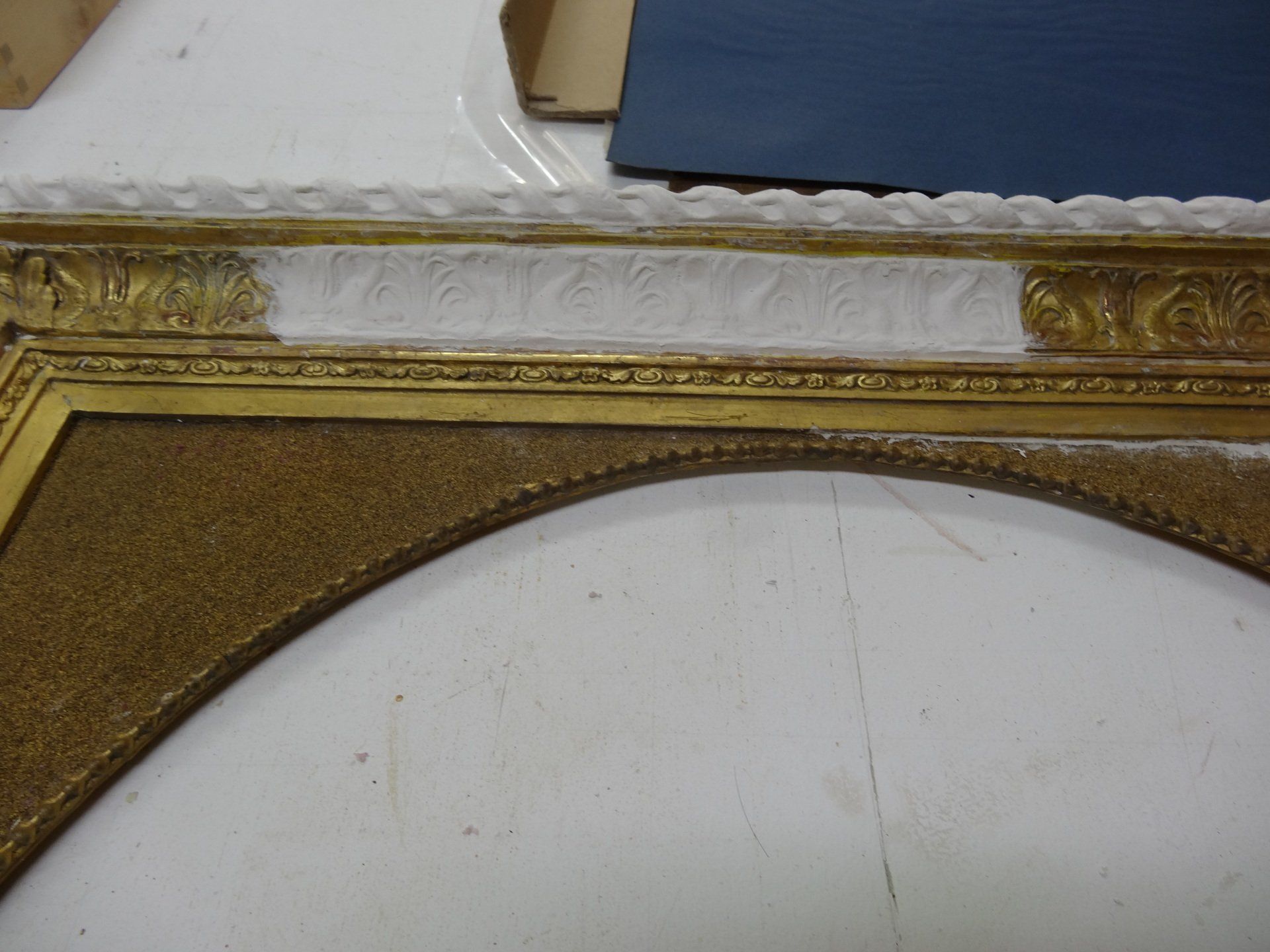 Réfection d'encadrement de peinture en bois