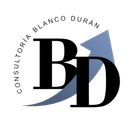Un logotipo para Consultoría Blanco Duran con una flecha azul.