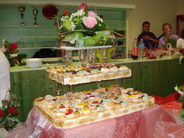 Buffet de desserts, réalisation par un pâtissier de Montabon