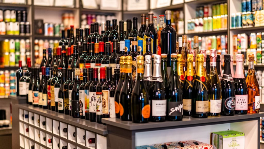 photo of liquor store interior