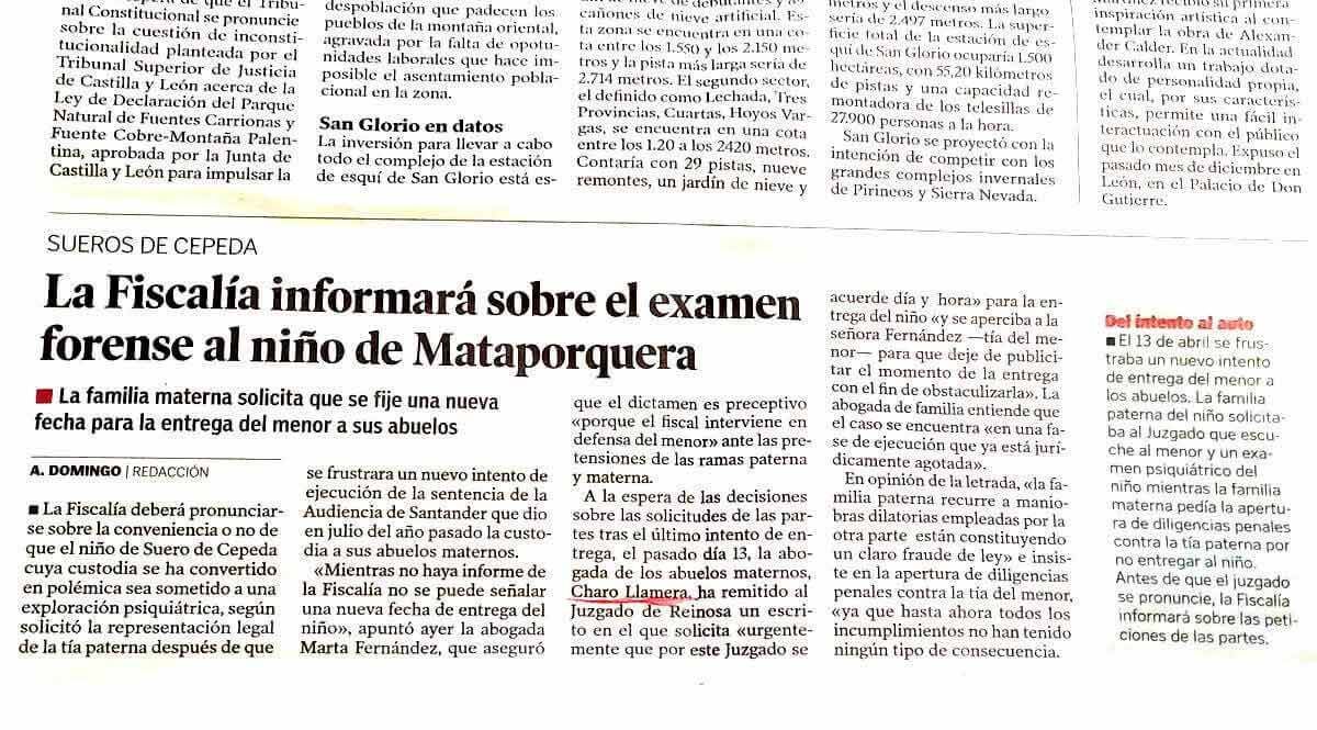 Un artículo de periódico en español sobre una investigación forense.