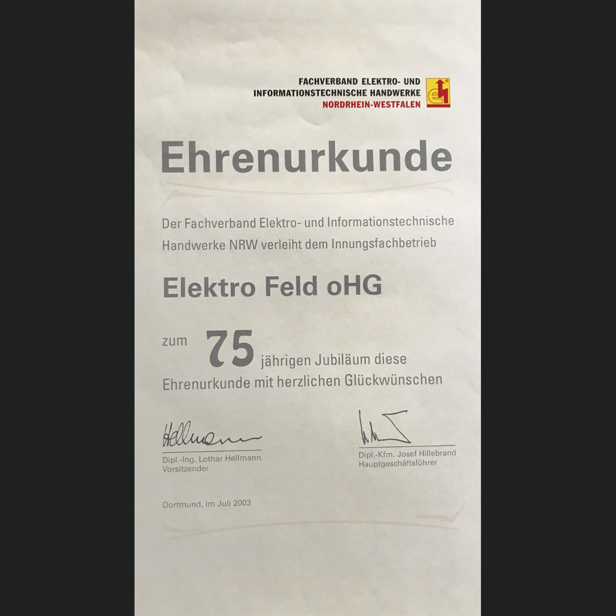 A piece of paper that says ehrenurkunde elektro feld ohg
