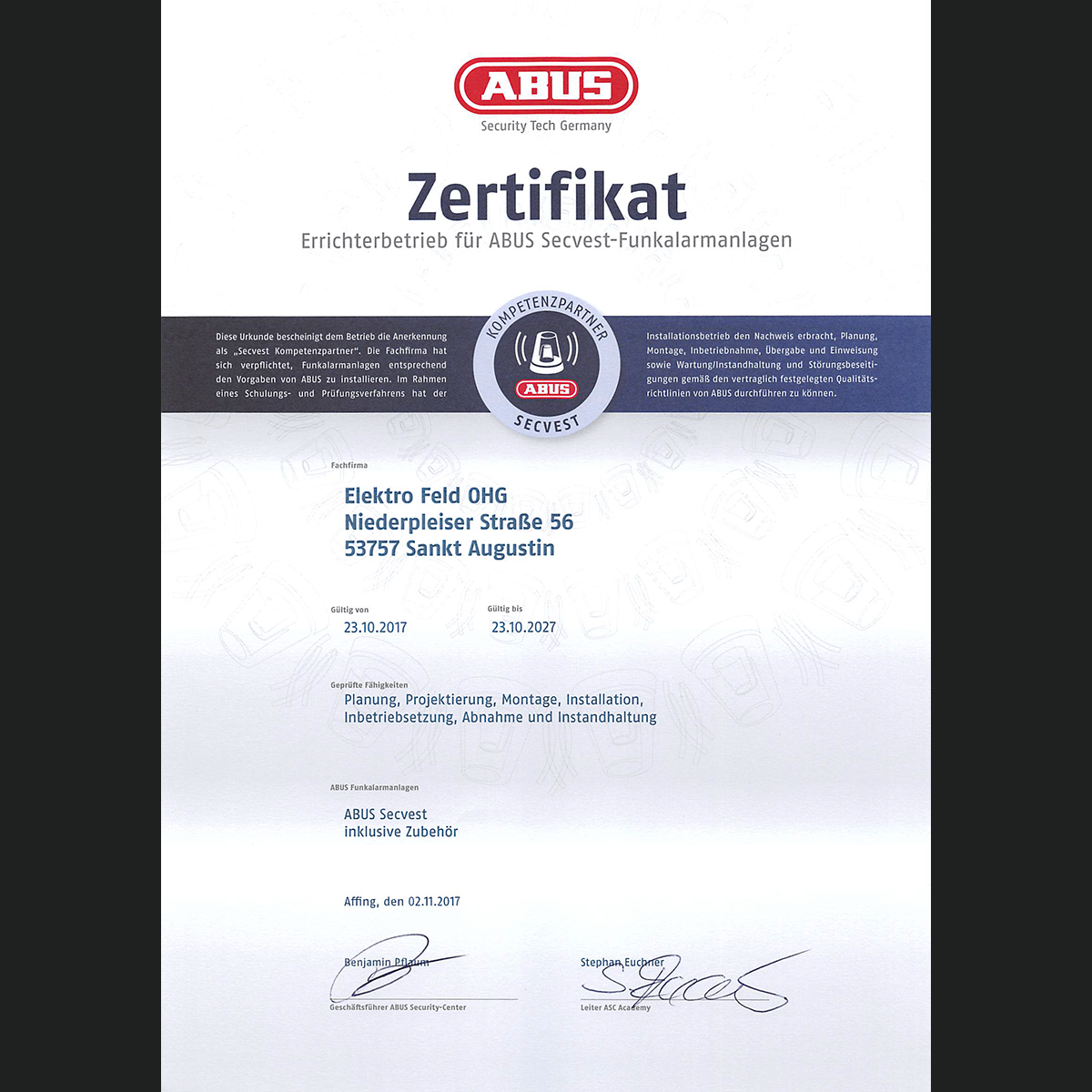 Ein Zertifikat von Abus mit Unterschriften darauf