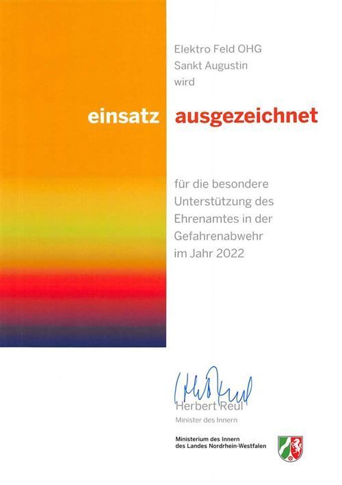A certificate that says einsatz ausgezeichnet on it
