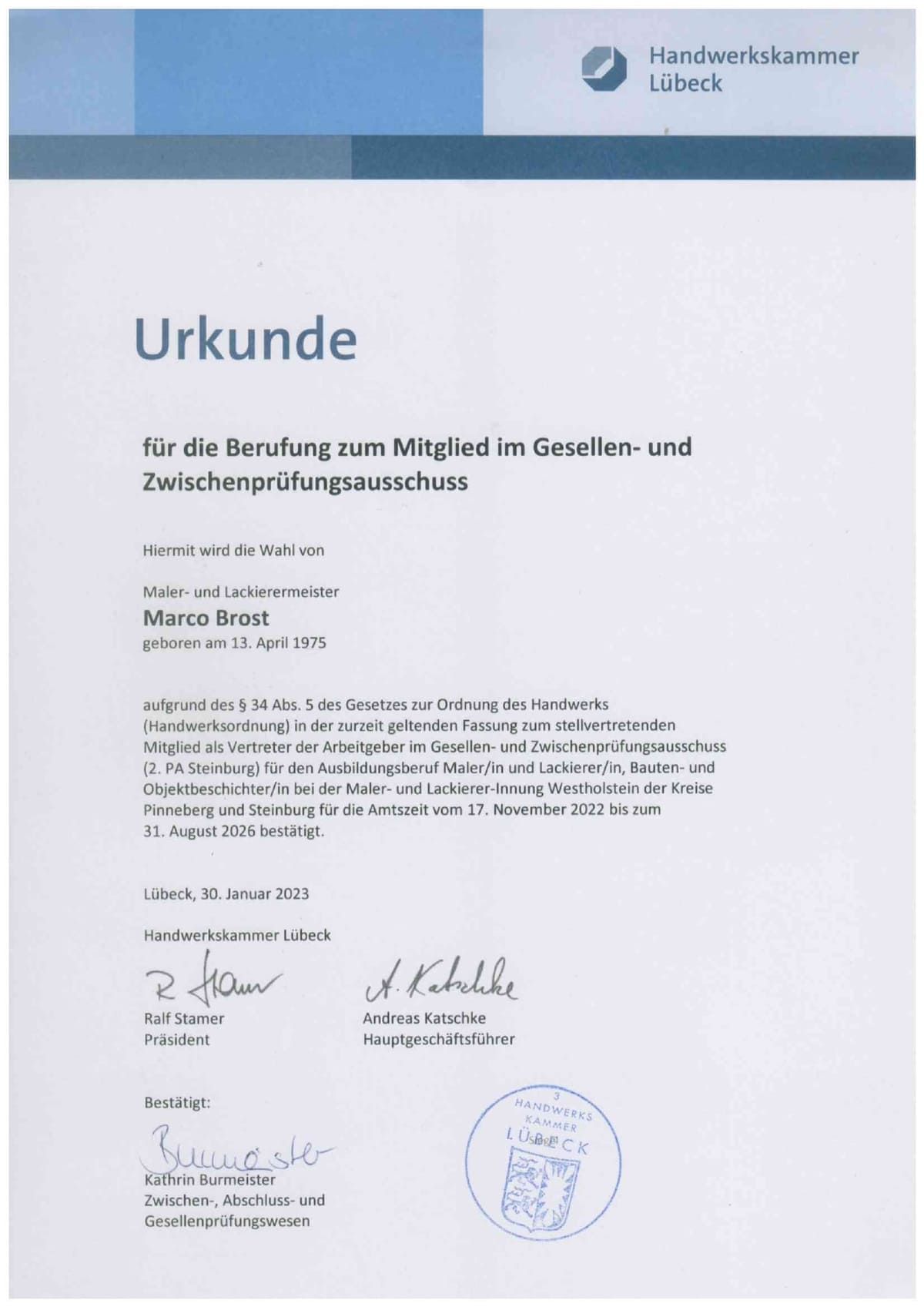 Eine blau-weiße Urkunde mit dem Wort Urkunde darauf