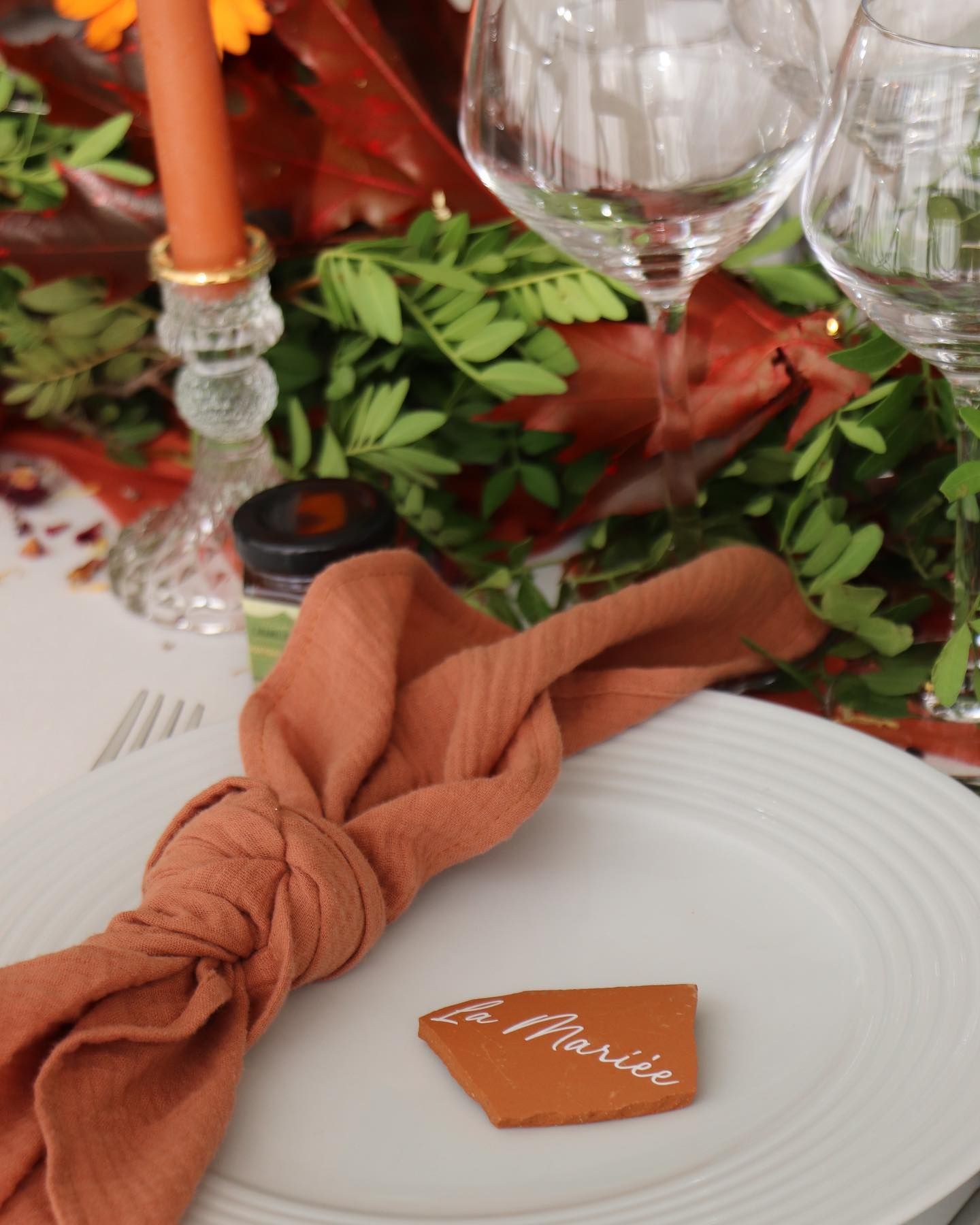 Location de vaisselle et décoration terracotta