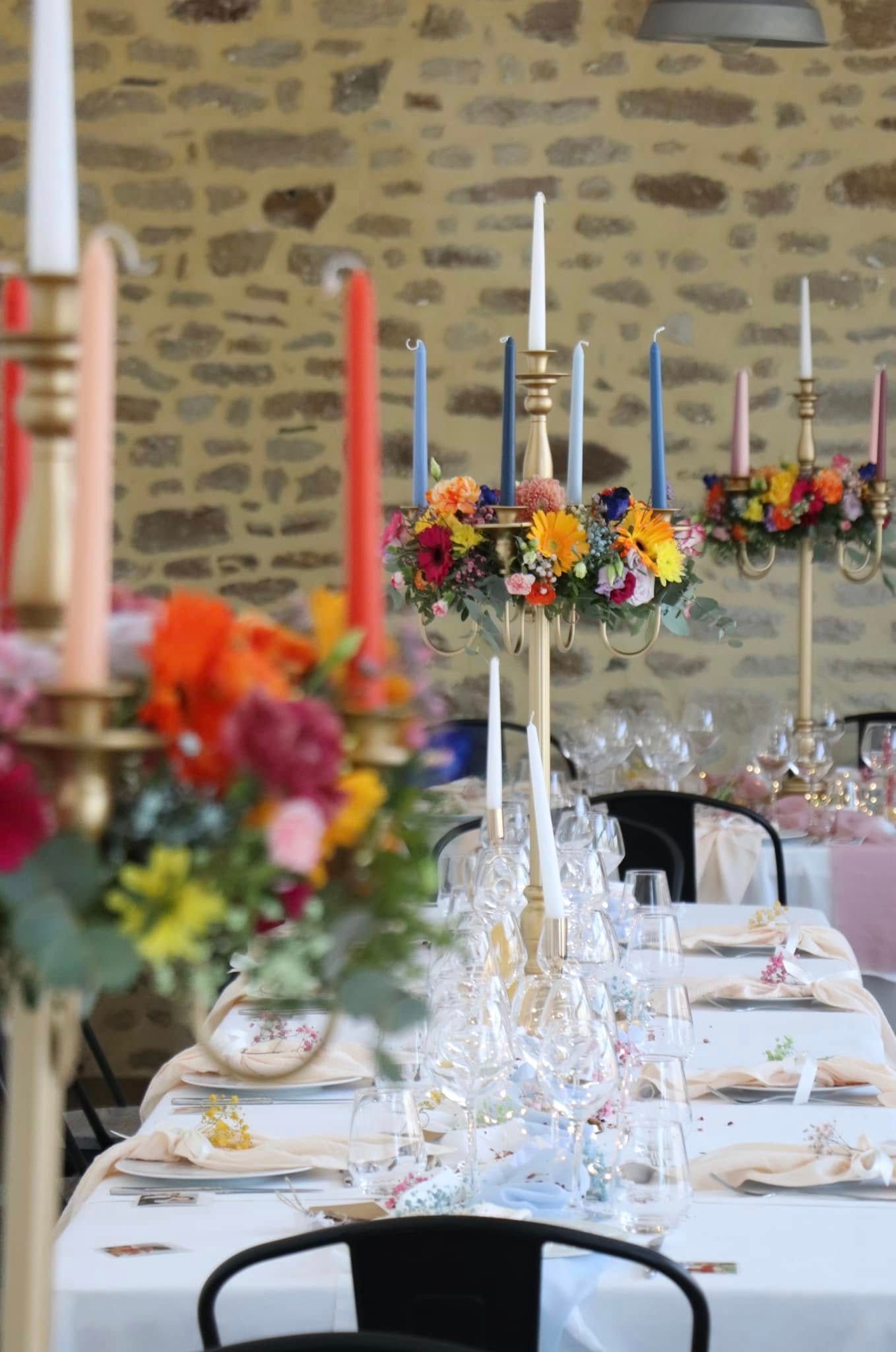 Décoration florale colorée