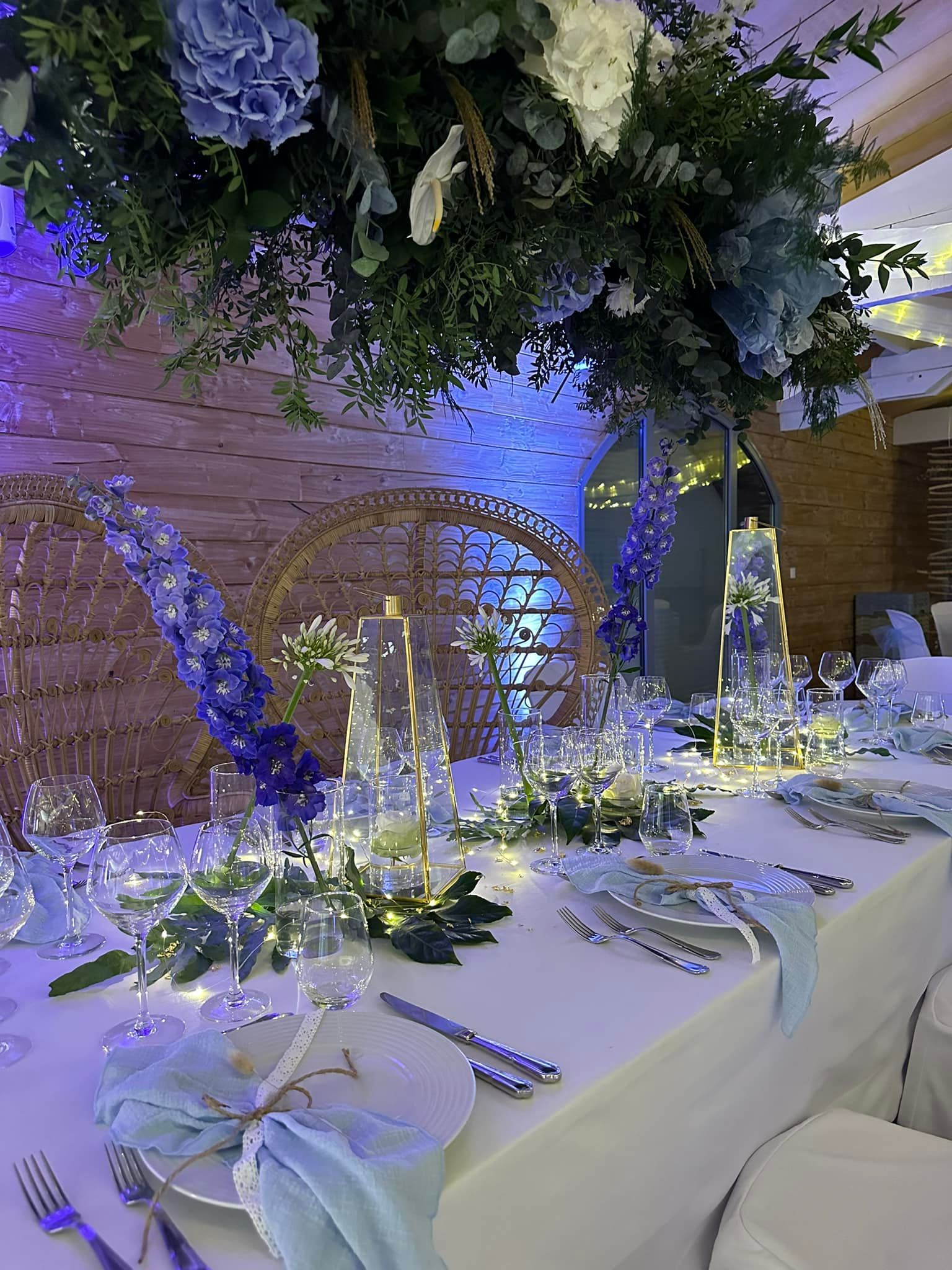 Table d'honneur décoration bleue