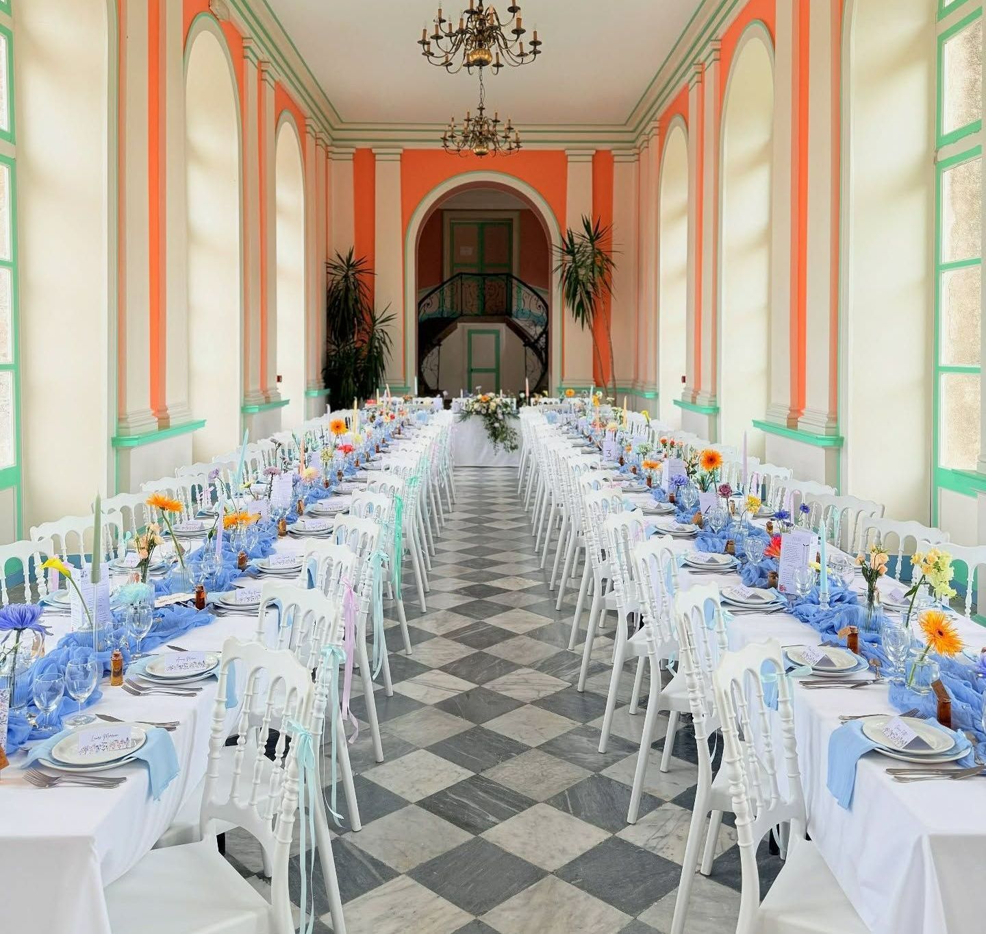 Décoration de table bleue