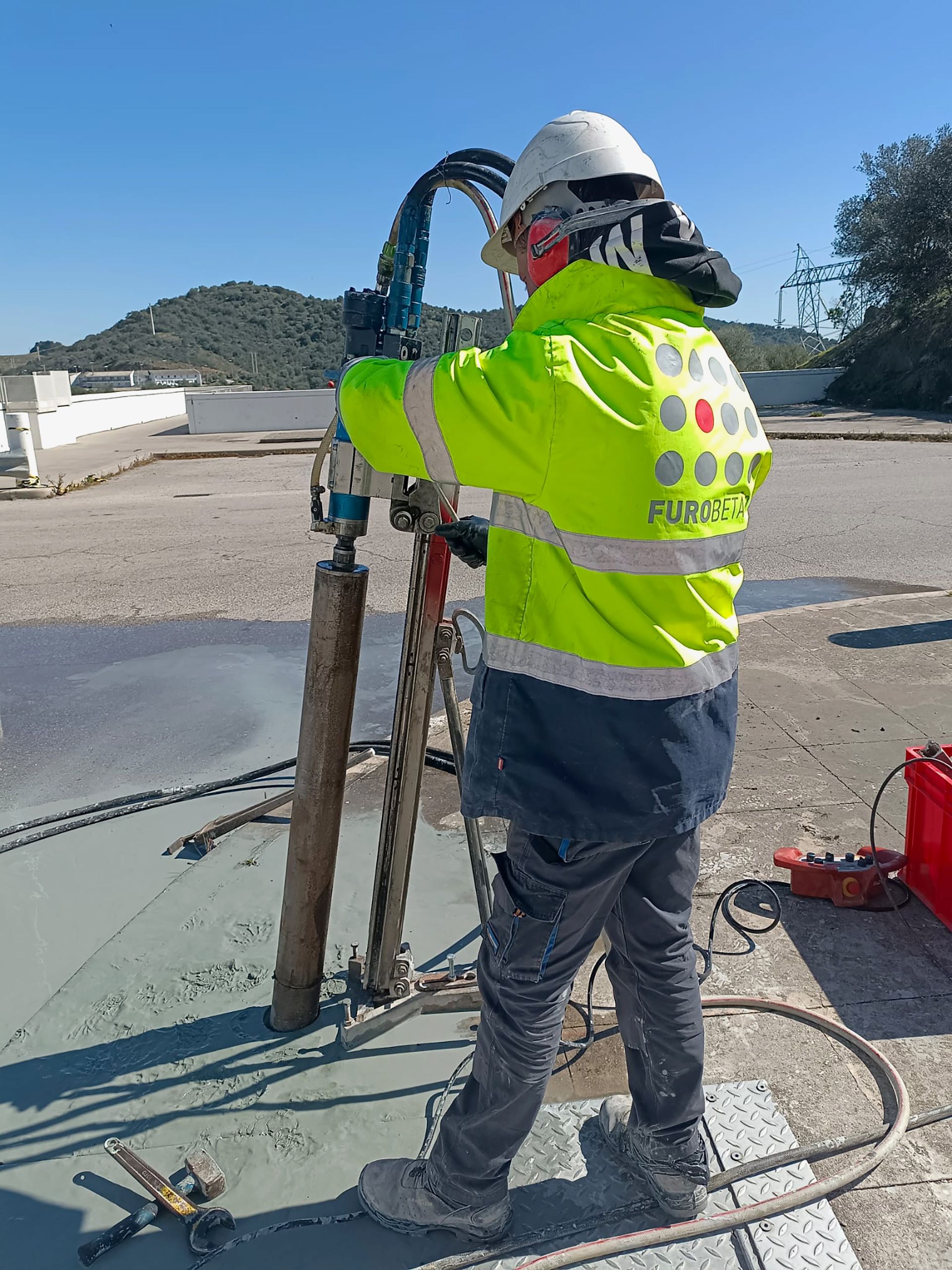 Furobetão, perfurações em betão no Porto