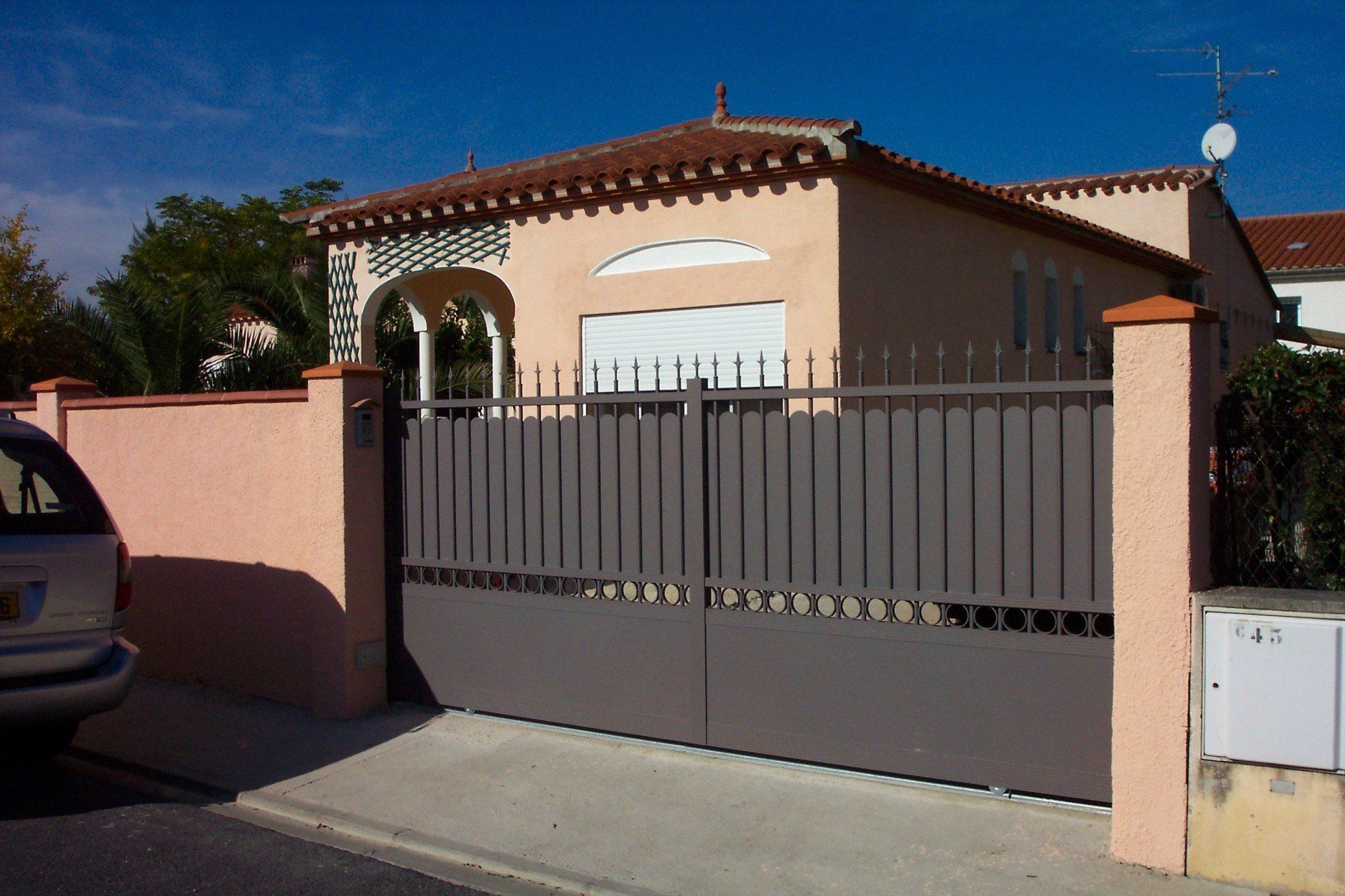 Moteur pour portail battant