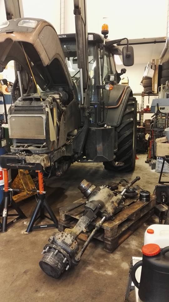 Traktorin huolto, Uudenmaan Konehuolto Oy