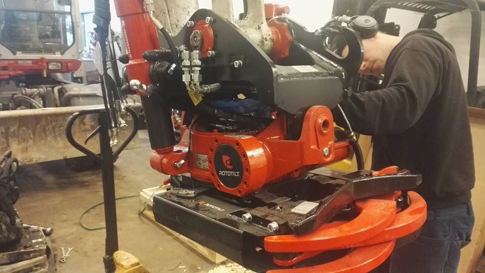 Raskaan kaluston huolto, Uudenmaan Konehuolto Oy