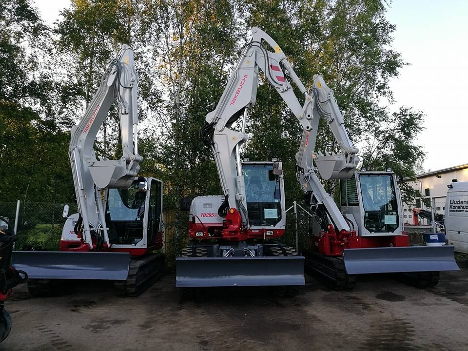 Takeuchi-merkkistä raskasta kalustoa, Uudenmaan Konehuolto Oy