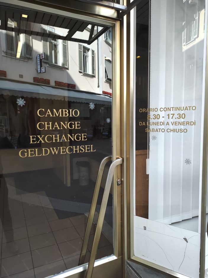 ufficio cambio valuta - Nuovo Cambio SA