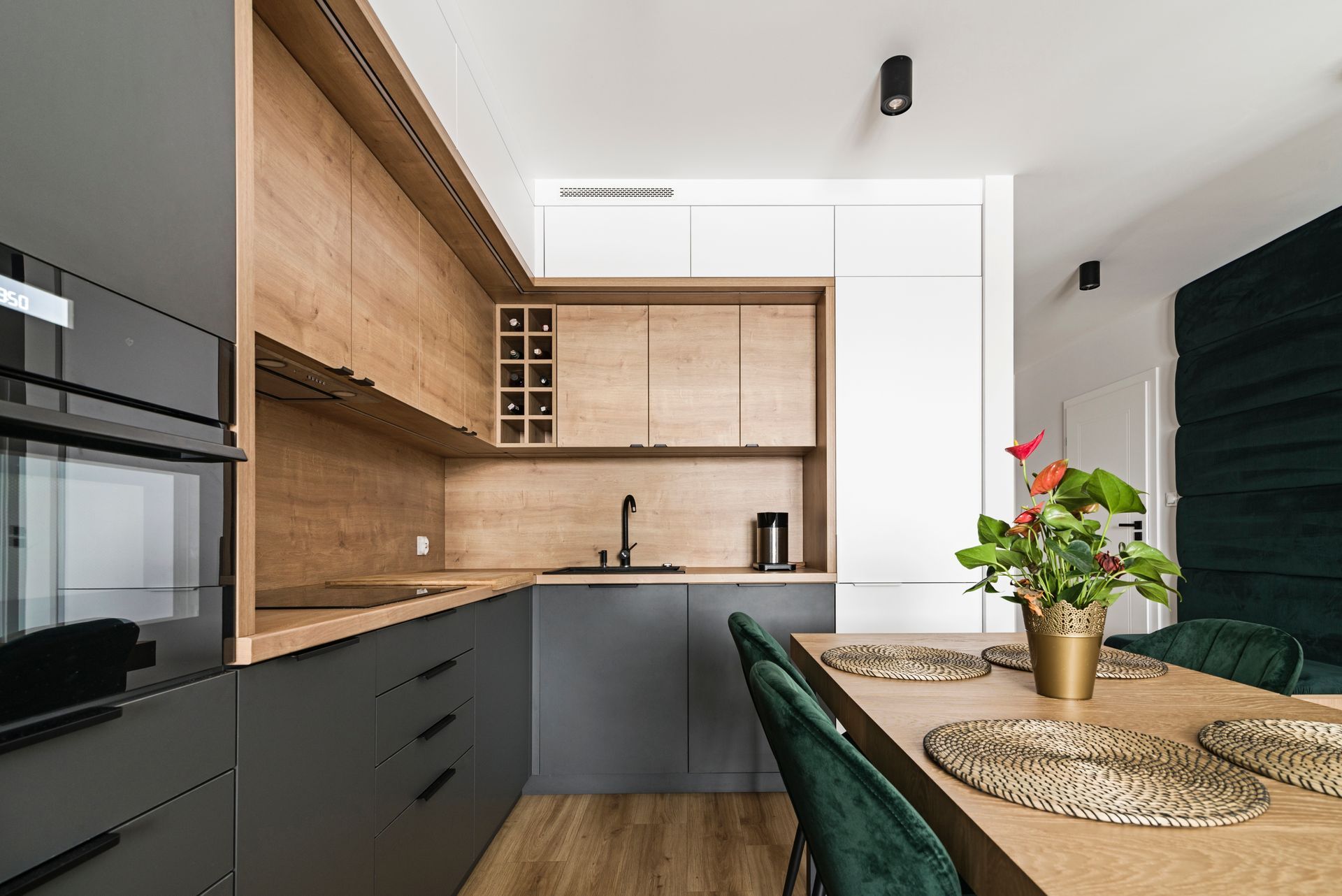 Cuisine aménagée noire