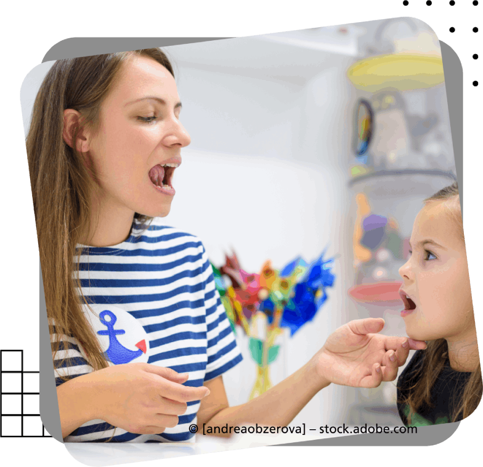 Mädchen und Logopäding bei Therapie