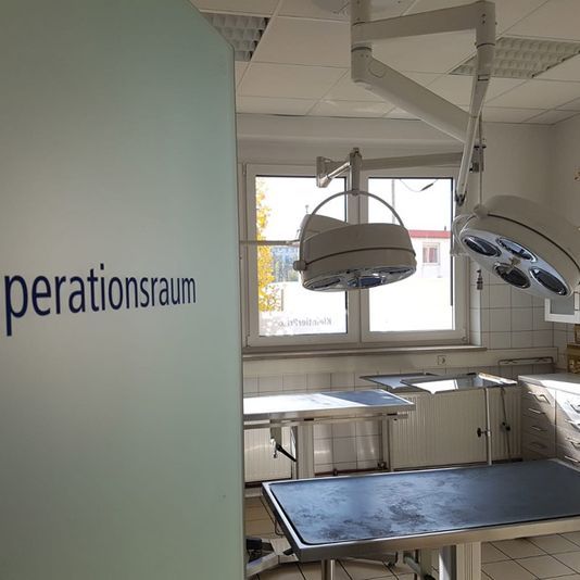 Willkommen bei der Kleintierpraxis Regensburg von Dr. med. vet. Malle ... | Margaretenstraße 16 | 93047 Regensburg | Telefon: 0941.57510 | Telefax 0941.53061 | Gesundes Tier. Glücklicher Mensch.